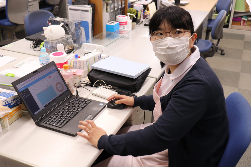 宝仙学園小学校 東京都中野区 教育現場のデジタル化に さらに自信が持てます Leber リーバー いつでもどこでも医師と相談 健康観察アプリとしての機能も充実しています